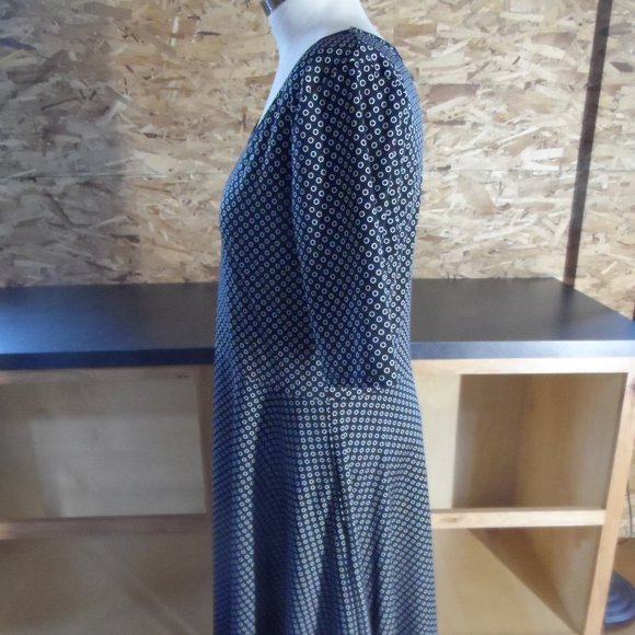 LuLaRoe Black/White Circle Dress - Size 3XL - Picture 4 of 6